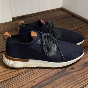 Wolf and Shepherd Swift knit Derby Navy Sneakers with White Soles